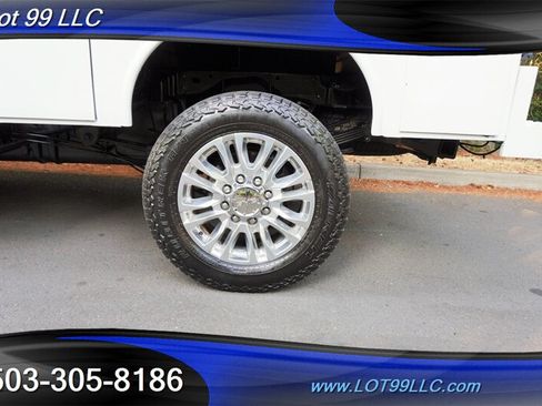 Used 2014 GMC Sierra 3500 Denali w/ Suspension Package, Off-Road AWD/4WD image 36