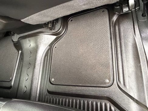 Used 2022 GMC Sierra 3500 SLT image 59