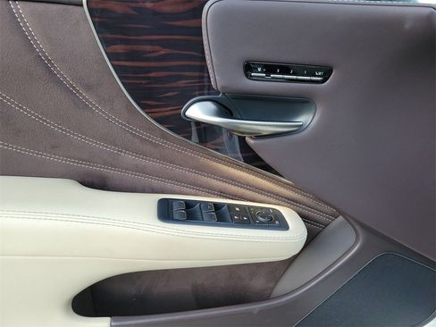 Used 2018 Lexus LS 500 AWD image 15
