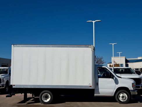 New 2025 Ford E-350 and Econoline 350 Super Duty w/ Power Equipment Group image 3