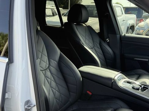 Used 2024 BMW X5 sDrive40i w/ Premium Package RWD image 21