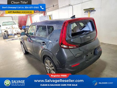 Used 2020 Kia Soul LX FWD image 3