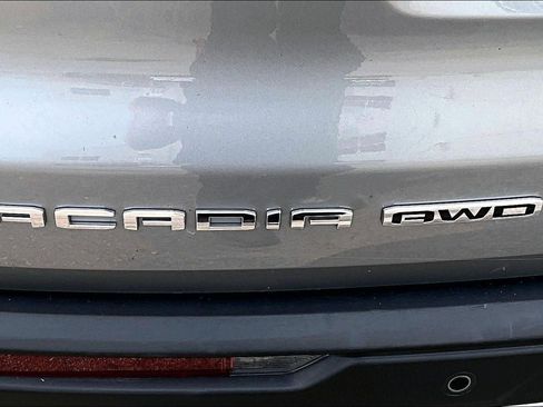 Used 2025 GMC Acadia Elevation AWD/4WD image 31