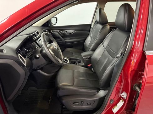 Used 2015 Nissan Rogue SL w/ SL Premium Package FWD image 9