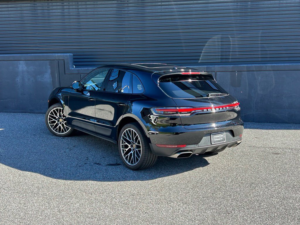 Certified 2020 Porsche Macan AWD/4WD image 3