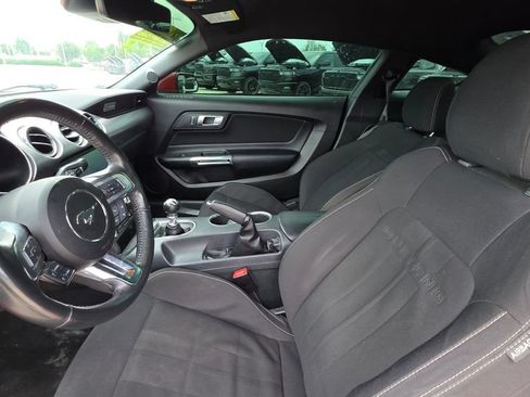 Used 2021 Ford Mustang GT RWD image 11