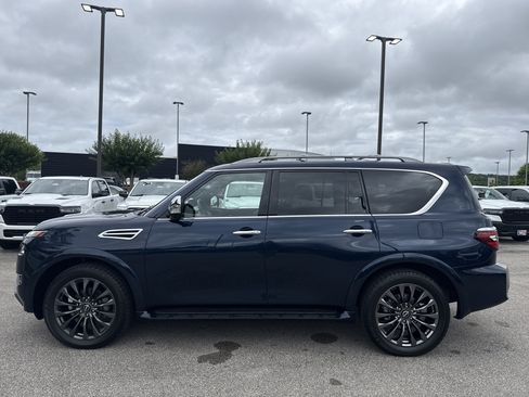 Used 2023 Nissan Armada Platinum w/ Captain's Chairs Package AWD/4WD image 4