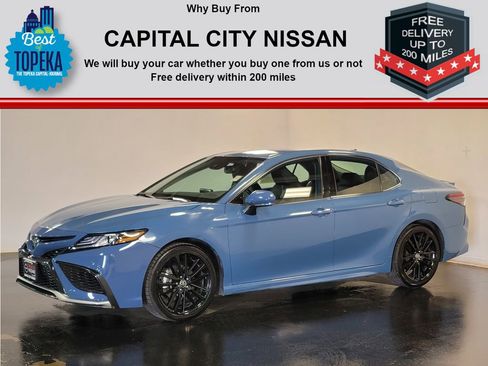 Used 2023 Toyota Camry XSE image 5