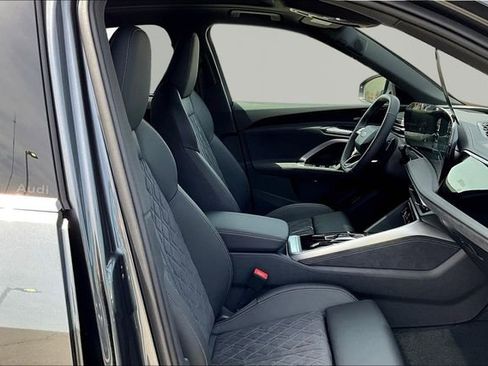 New 2026 Audi SQ5 Premium Plus AWD/4WD image 7