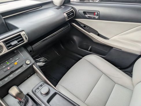 Used 2015 Lexus IS 250 image 29