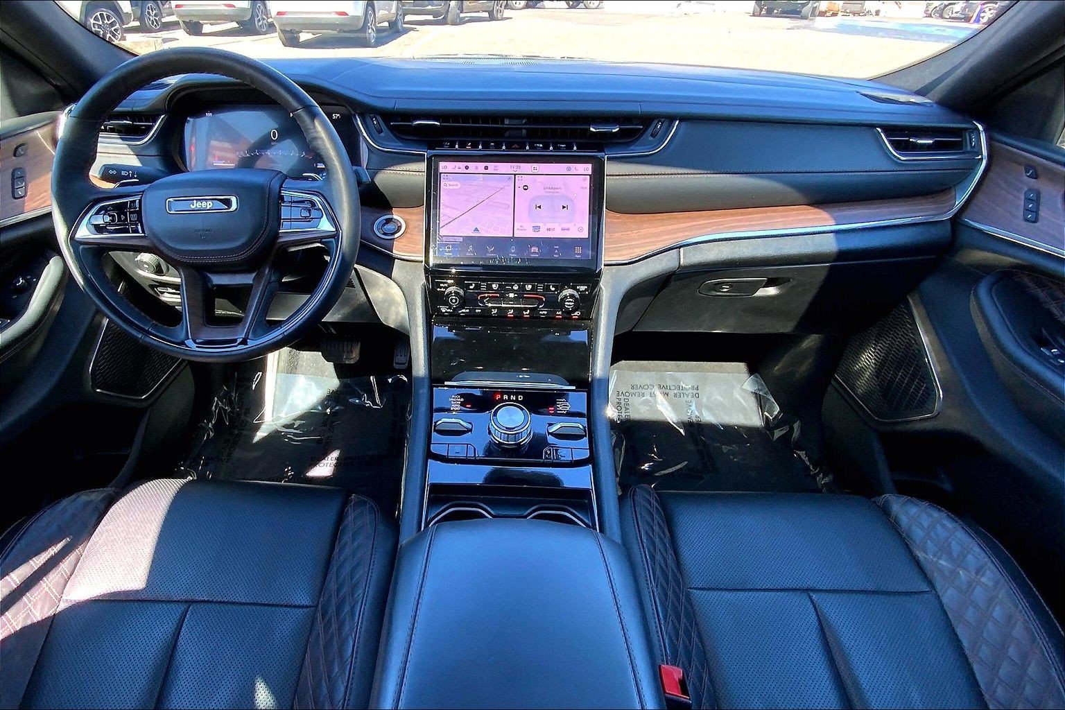 Certified 2025 Jeep Grand Cherokee Summit w/ Obsidian Package AWD/4WD image 14