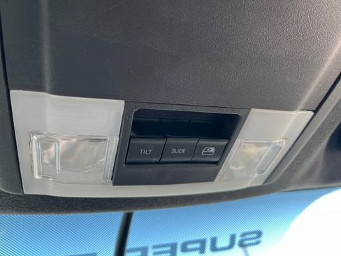 Used 2016 Ford F350 Lariat w/ Lariat Ultimate Package image 23