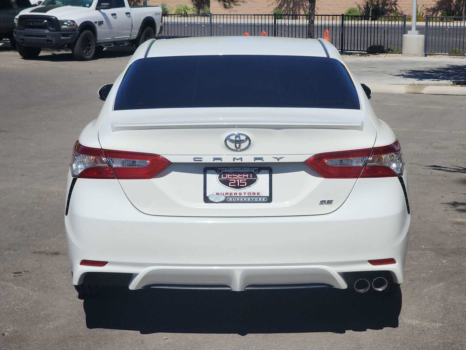 Used 2018 Toyota Camry SE w/ Moonroof Package FWD image 7