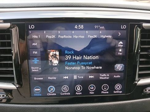 Used 2020 Chrysler Pacifica Touring-L Plus FWD image 50