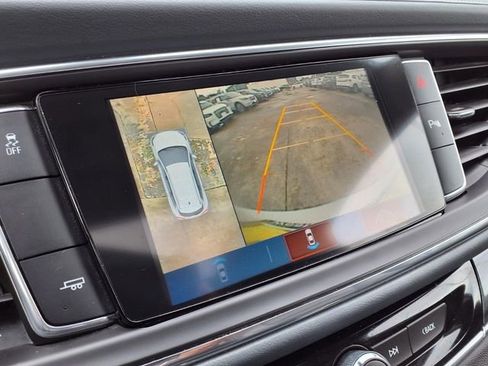 Used 2018 Buick Enclave Essence w/ Trailering Package FWD image 12