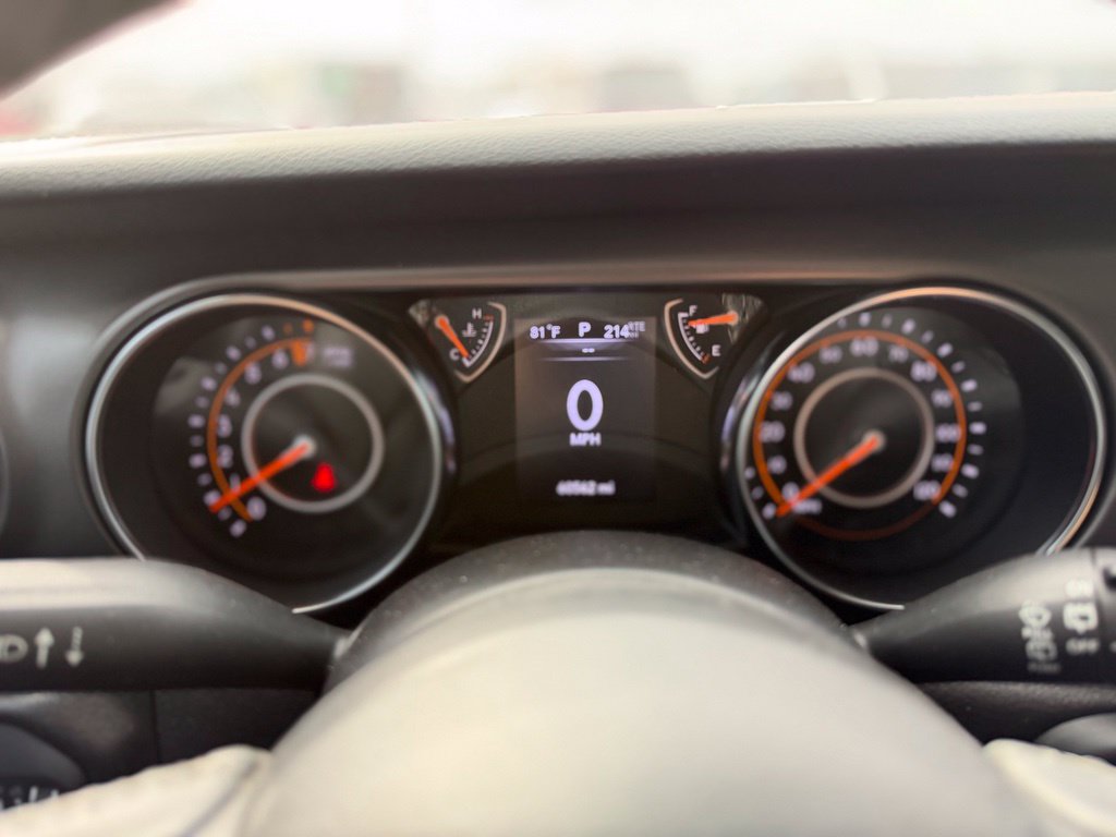 Used 2022 Jeep Wrangler Sport AWD/4WD image 9