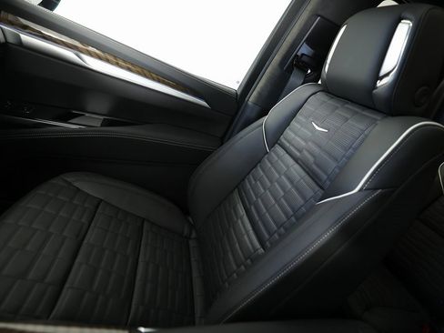 Used 2026 Cadillac Escalade ESV Platinum Luxury w/ LPO, Floor Liner Package image 41