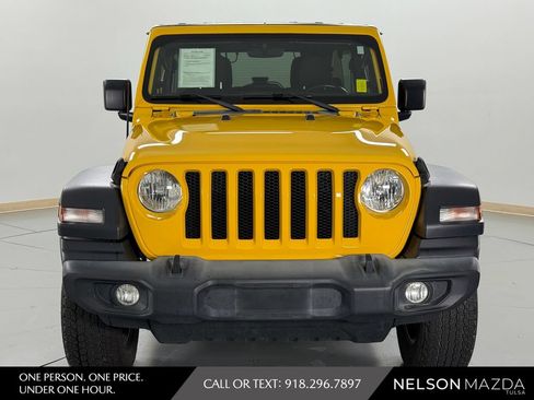 Used 2019 Jeep Wrangler Unlimited Sport S AWD/4WD image 2