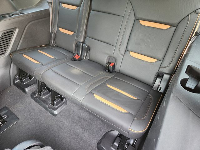 Used 2024 GMC Yukon AT4 w/ AT4 Premium Plus Package AWD/4WD image 31
