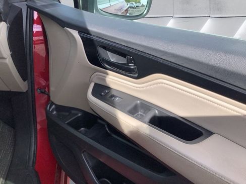 Used 2022 Honda Odyssey Touring image 15