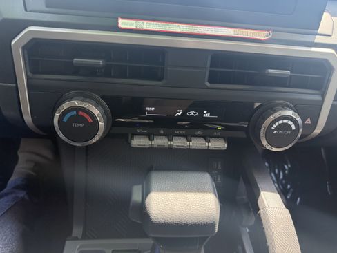 Certified 2025 Toyota Tacoma SR AWD/4WD image 12