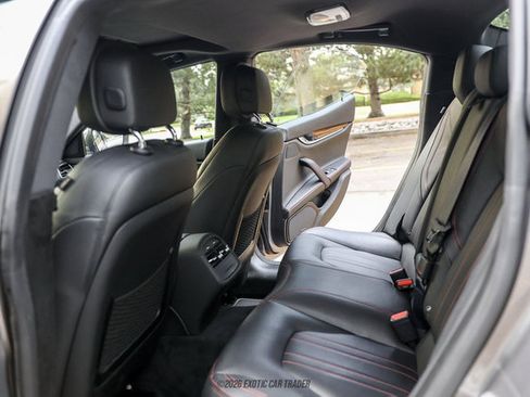 Used 2017 Maserati Ghibli S Q4 AWD/4WD image 49