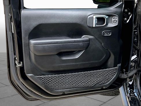 Used 2022 Jeep Wrangler Unlimited Sport AWD/4WD image 15