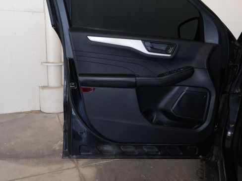 Used 2022 Ford Escape S AWD/4WD image 33