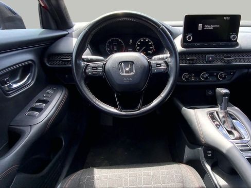 Used 2025 Honda HR-V Sport image 6