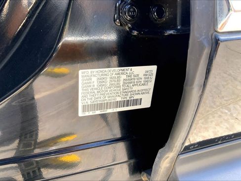 Used 2023 Acura MDX SH-AWD image 34
