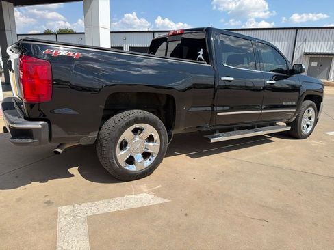 Used 2018 Chevrolet Silverado 1500 LTZ w/ Sport Package AWD/4WD image 3