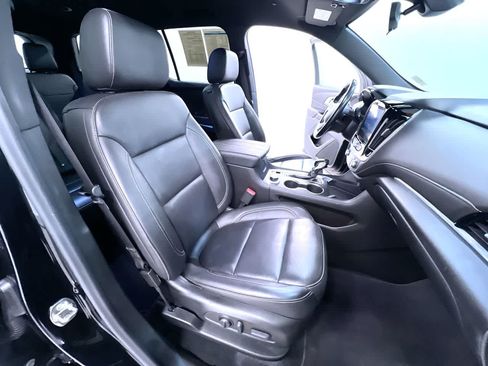 Used 2022 Chevrolet Traverse LT w/ LPO, Cargo Package AWD/4WD image 36