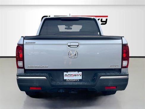 Used 2017 Honda Ridgeline RTL-T image 6