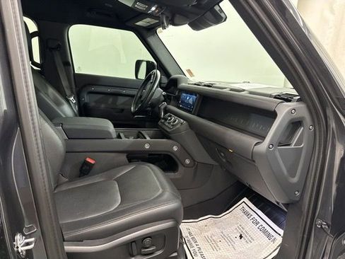 Used 2023 Land Rover Defender 110 X-Dynamic SE AWD/4WD image 15