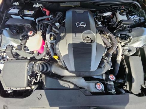 Used 2024 Lexus IS 300 w/ Comfort Package RWD image 8