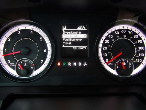 Used 2022 RAM 1500 Tradesman w/ Popular Equipment Group RWD image 33