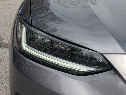 Used 2023 Honda HR-V LX image 9