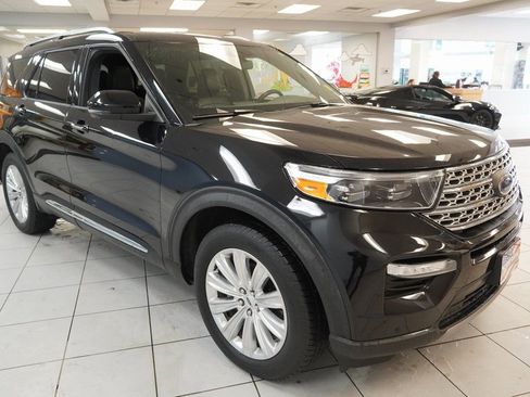 Used 2020 Ford Explorer Limited w/ Class III Trailer Tow Package image 17