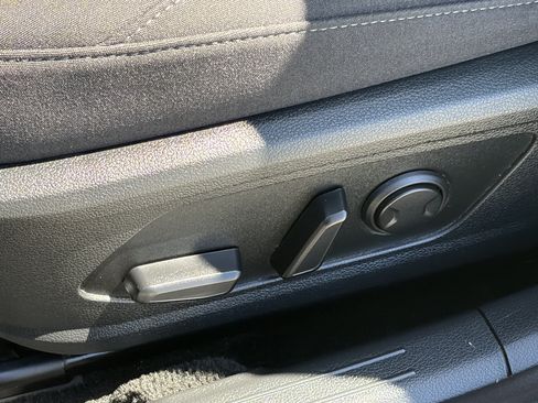 Used 2025 Hyundai Sonata SEL FWD image 28