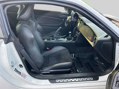 Used 2017 Toyota 86 860 Special Edition image 13