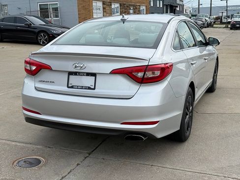 Used 2017 Hyundai Sonata SE FWD image 7