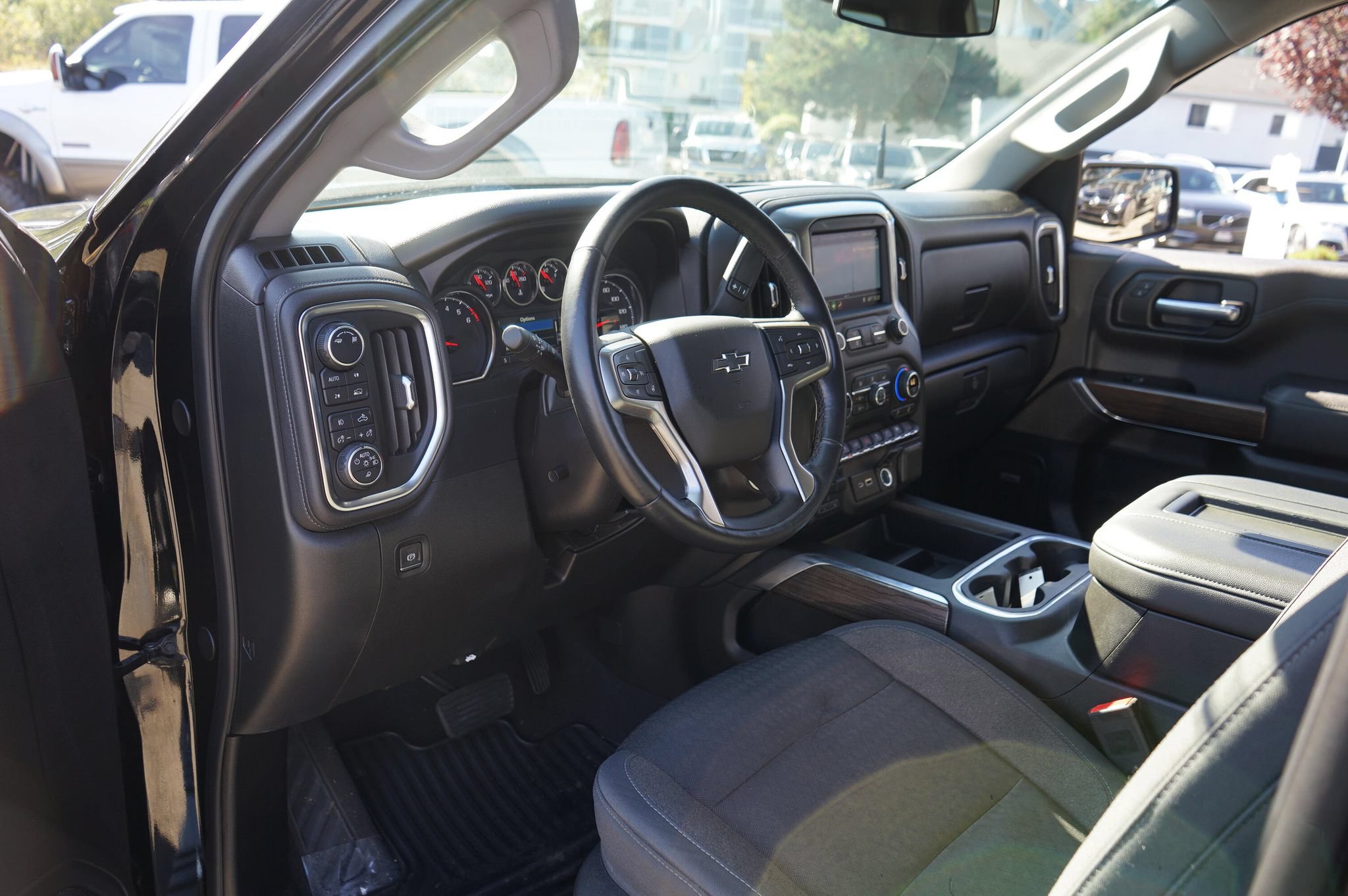 Used 2019 Chevrolet Silverado 1500 RST w/ All-Star Edition AWD/4WD image 14