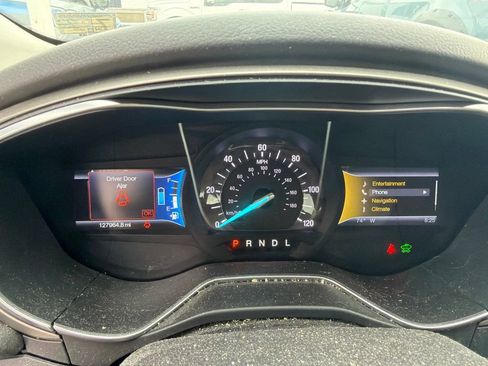 Used 2014 Ford Fusion SE w/ Equipment Group 502A FWD image 20