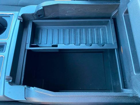 Used 2018 Ford F150 XLT w/ Equipment Group 302A Luxury AWD/4WD image 19