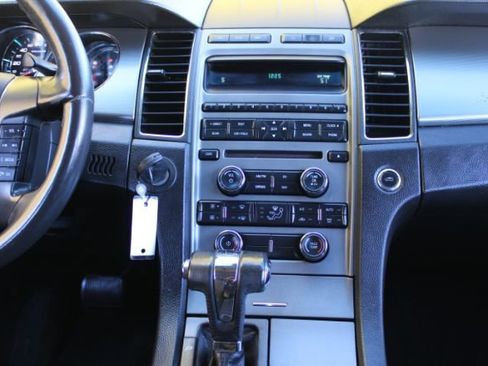 Used 2012 Ford Taurus SEL image 15