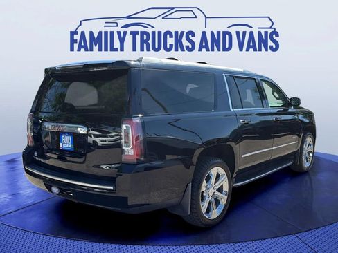 Used 2018 GMC Yukon XL Denali AWD/4WD image 5