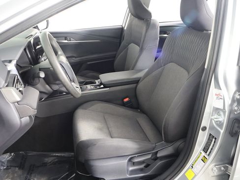 Used 2025 Toyota Camry LE image 25