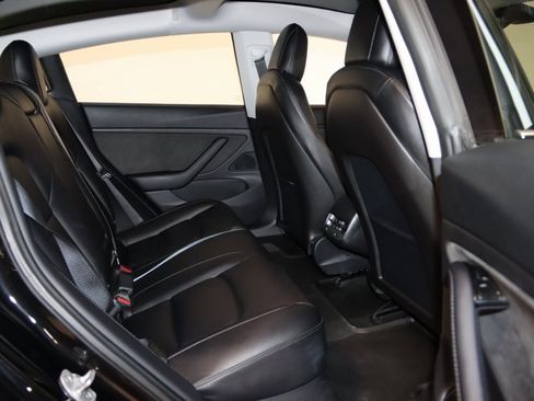 Used 2018 Tesla Model 3 Long Range image 59