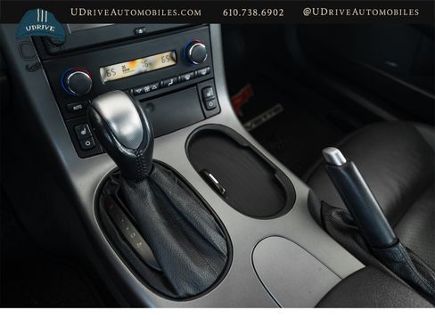 Used 2006 Chevrolet Corvette Coupe w/ Preferred Equipment Group RWD image 36