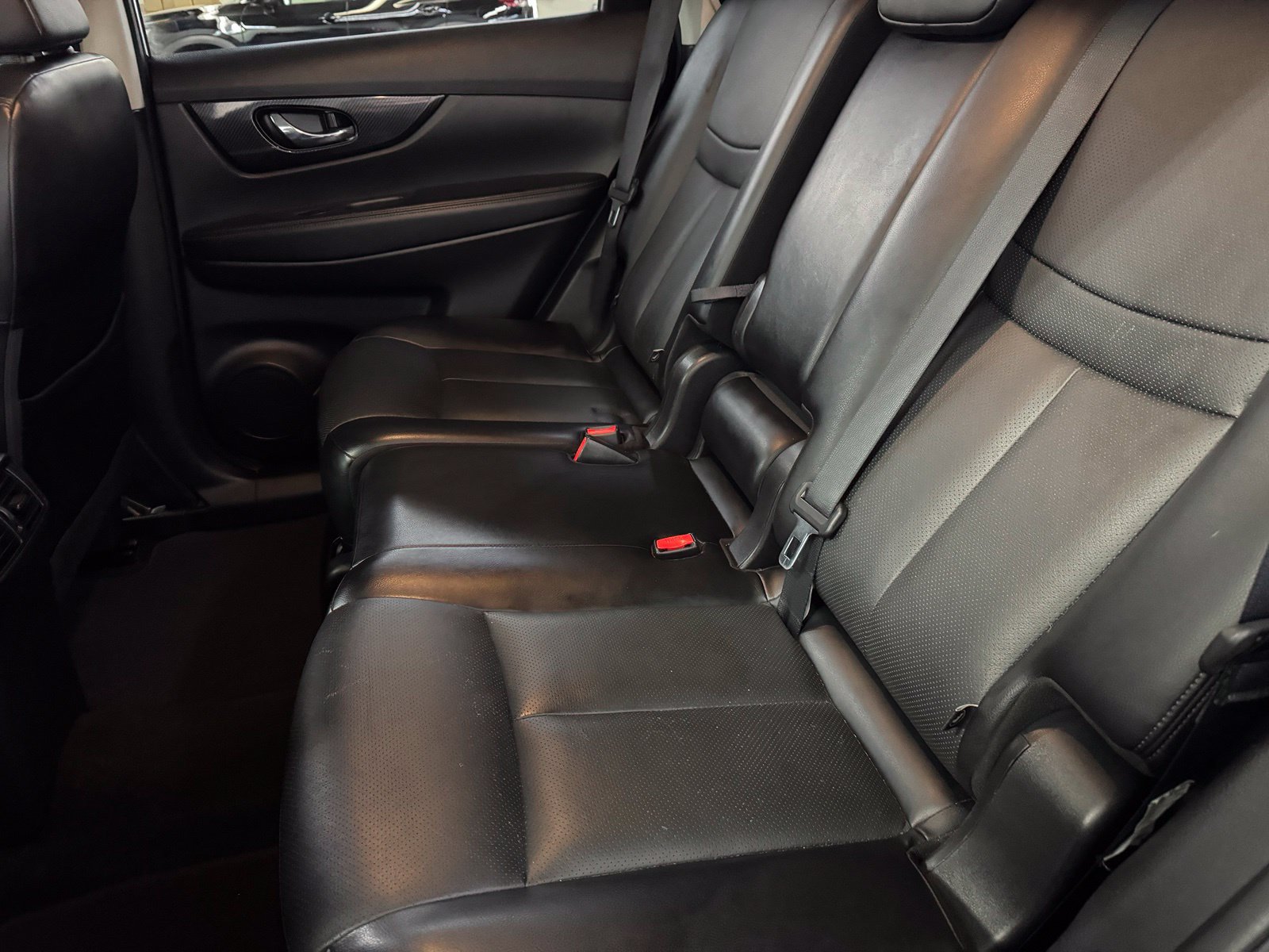 Used 2018 Nissan Rogue SL AWD/4WD image 12
